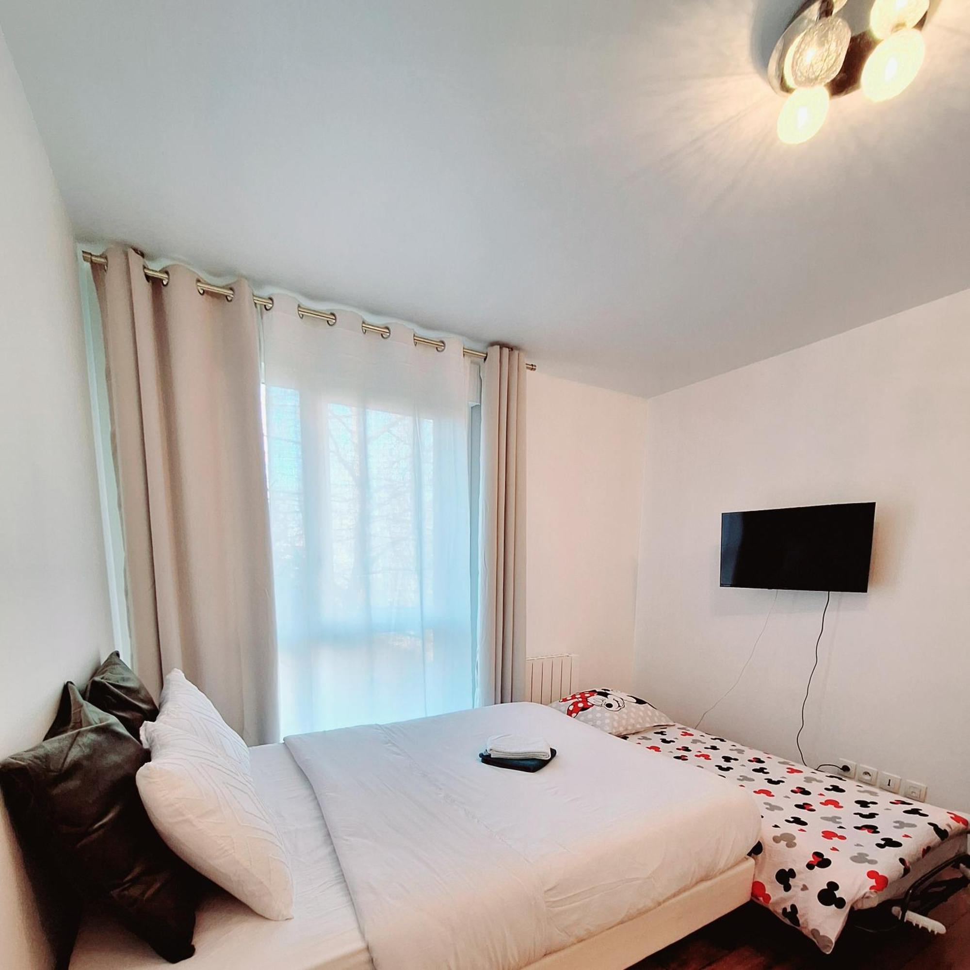 Studio Alpha - 2Min By Train To Disneyland Or 20Min Walk - 5Min Walk To "Val D'Europe" Station Montevrain Exterior photo